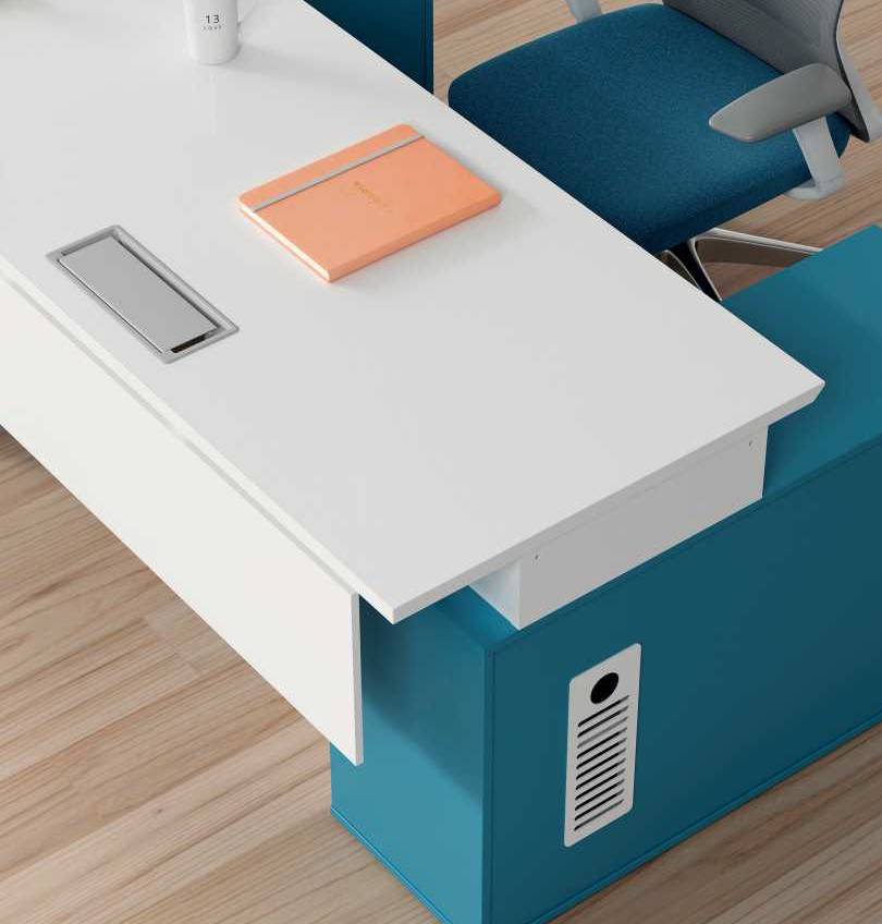 Magic Desk with Small Credenza Return Consumer KANO   